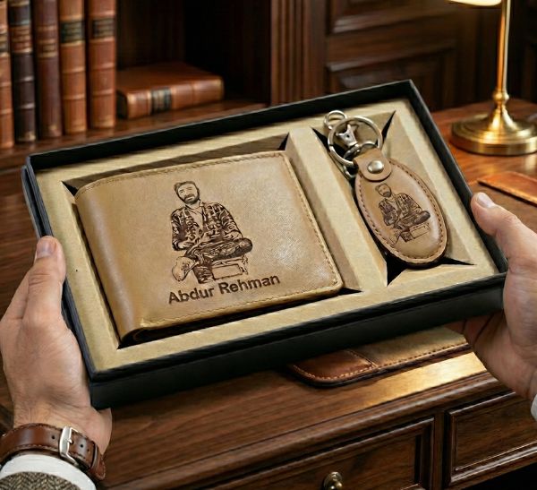 Custom leather wallet and keychain gift box with engraved photo and name